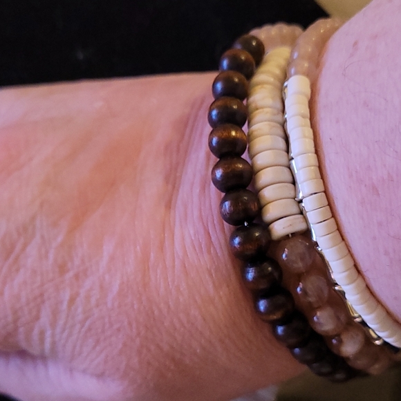 "snake like" bracelet,  New without tags - Picture 4 of 5